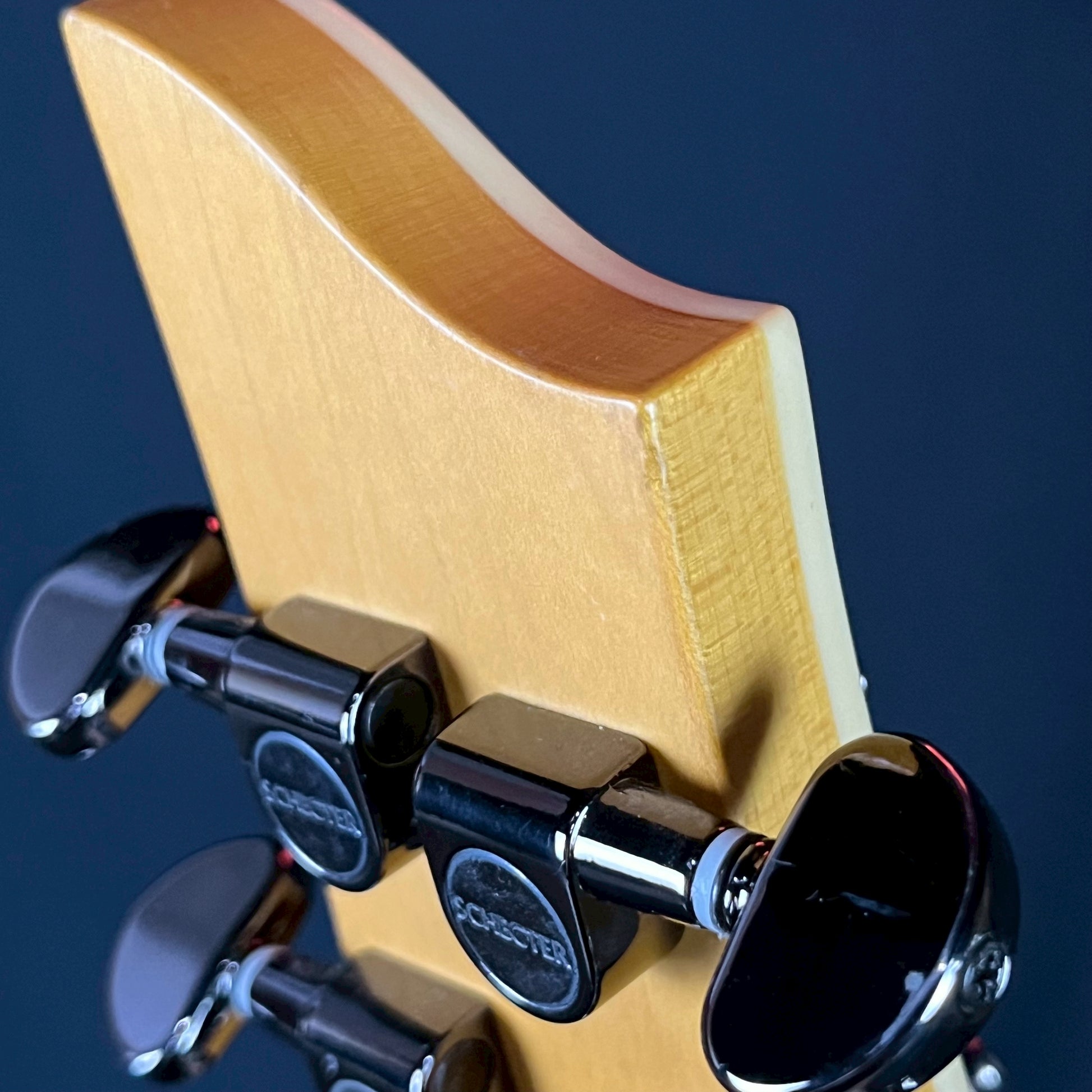 Schecter Omen Extreme-6