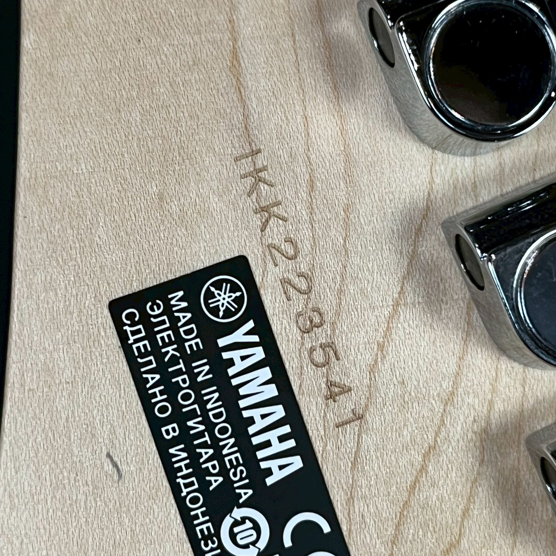 YAMAHA PAC212VFM