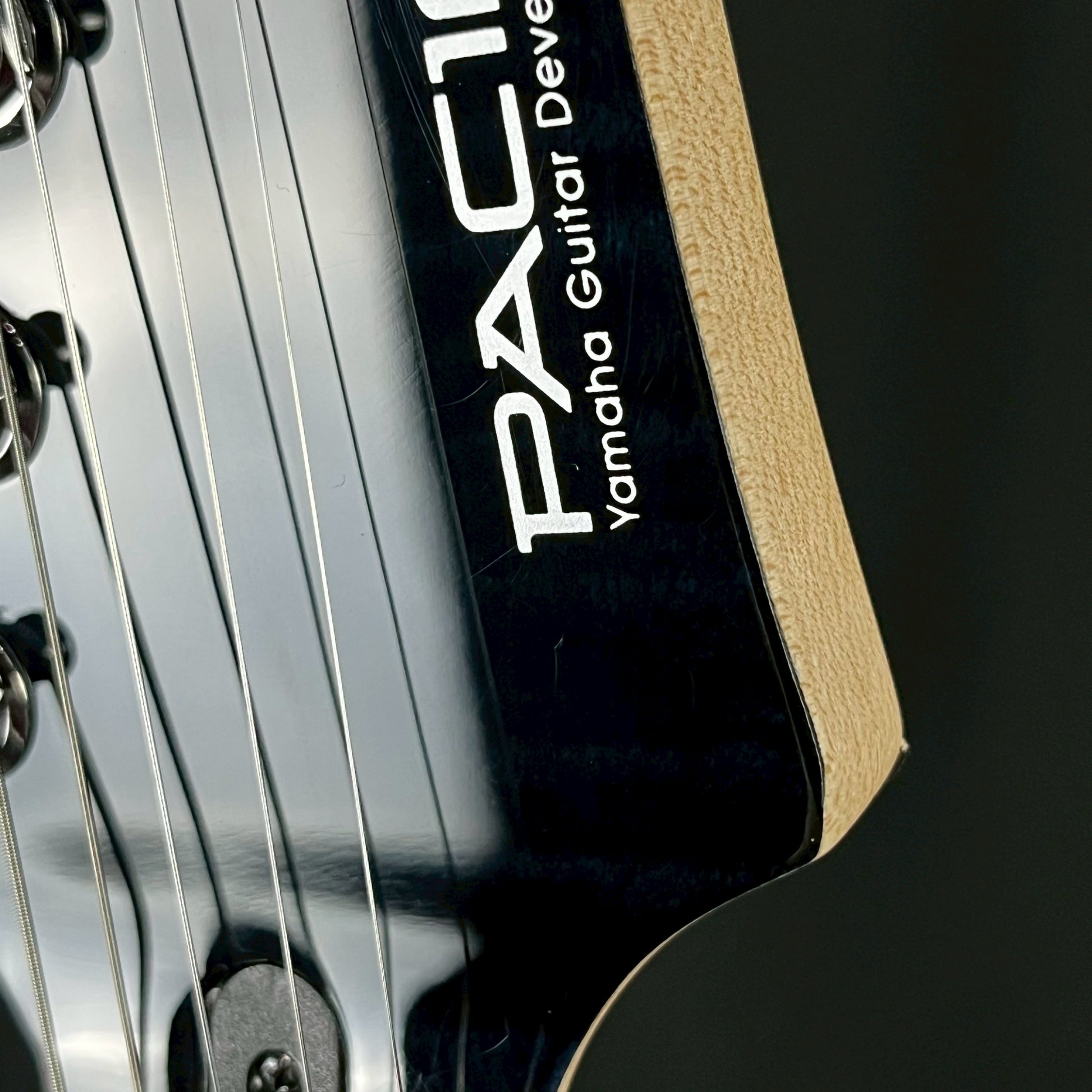YAMAHA PAC212VFM