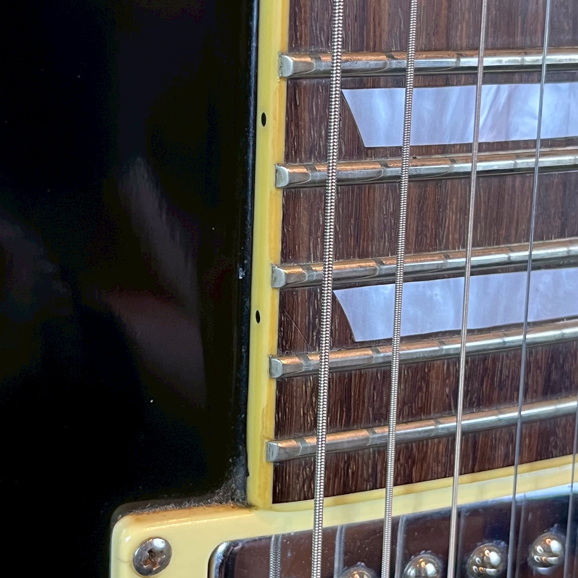 Epiphone Les Paul Standard **คอร้าว**