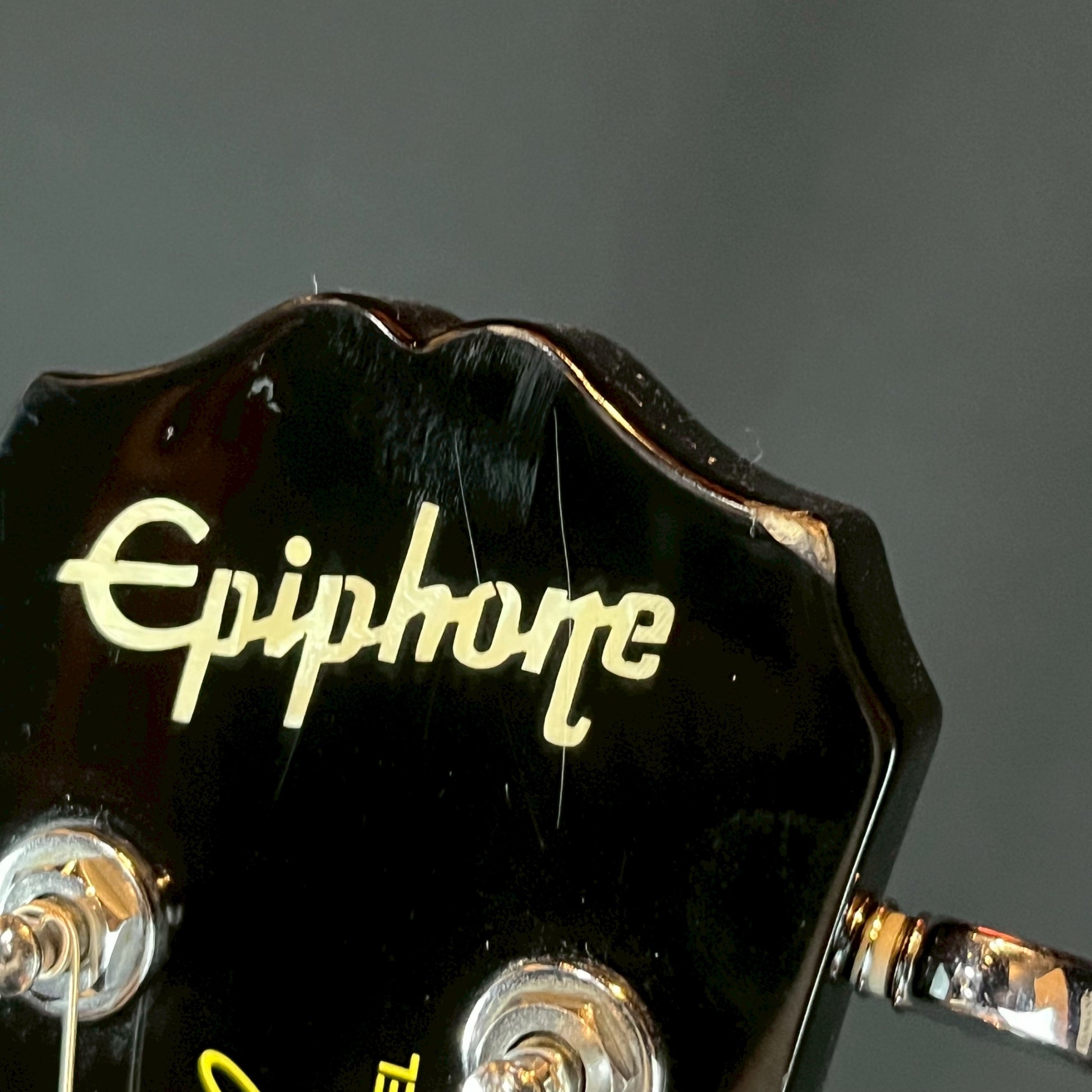 Epiphone Les Paul Standard **คอร้าว**