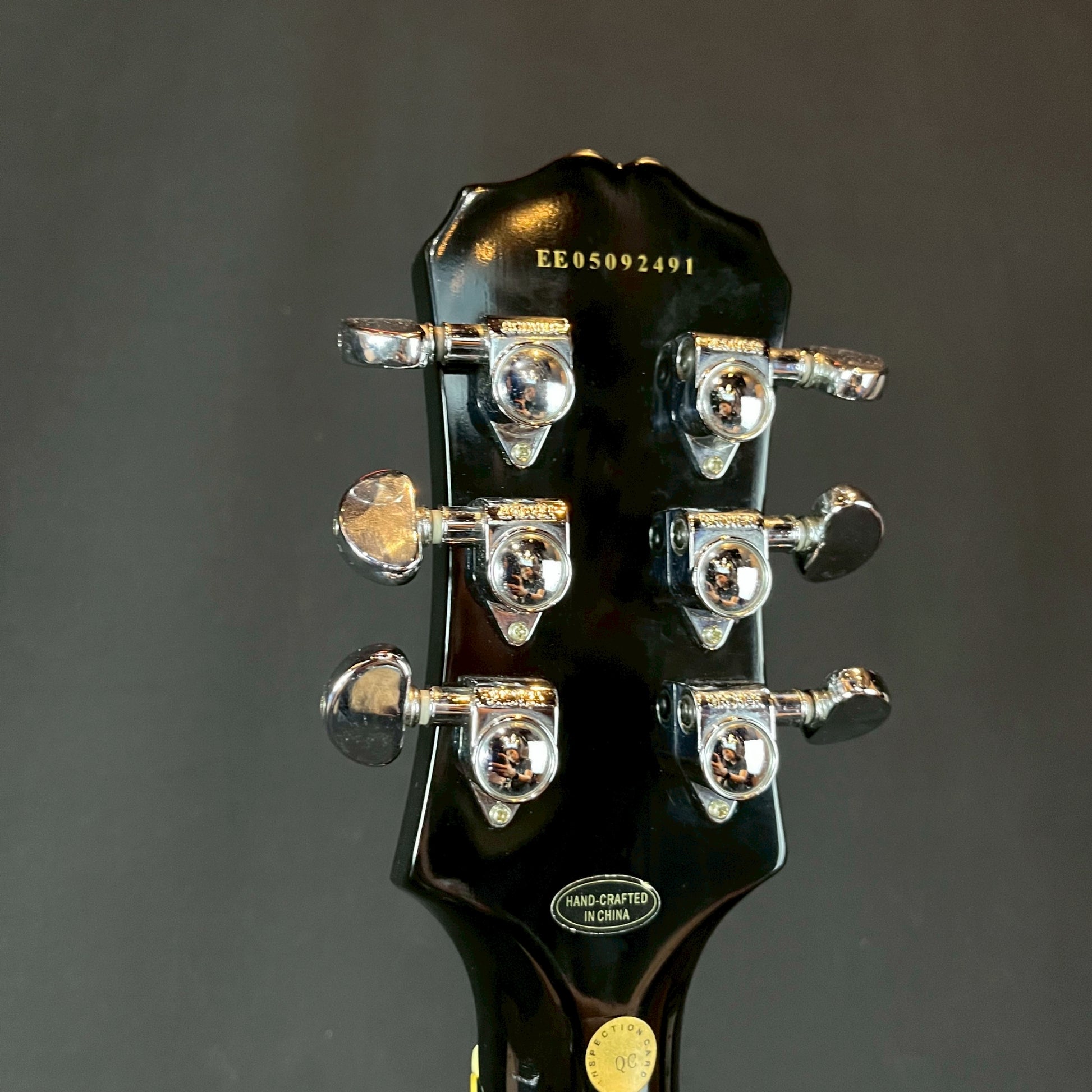 Epiphone Les Paul Standard **คอร้าว**