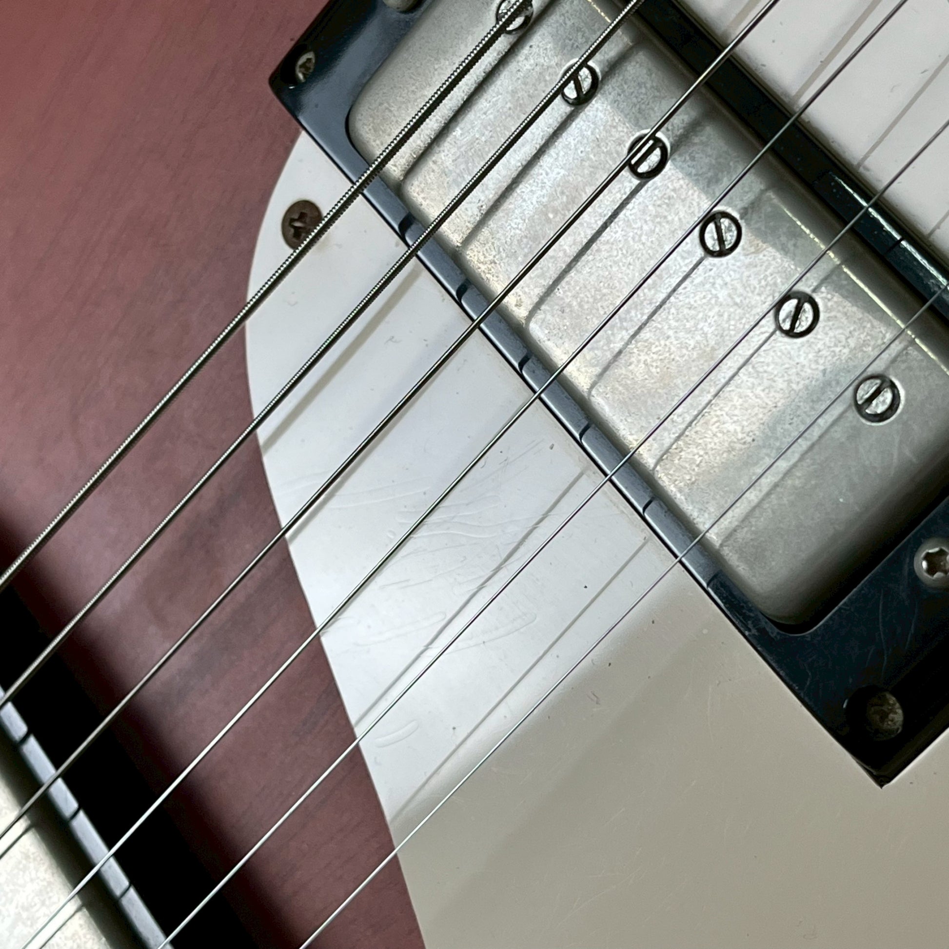 Epiphone '66 Wilshire Reissue Tremotone Cherry
