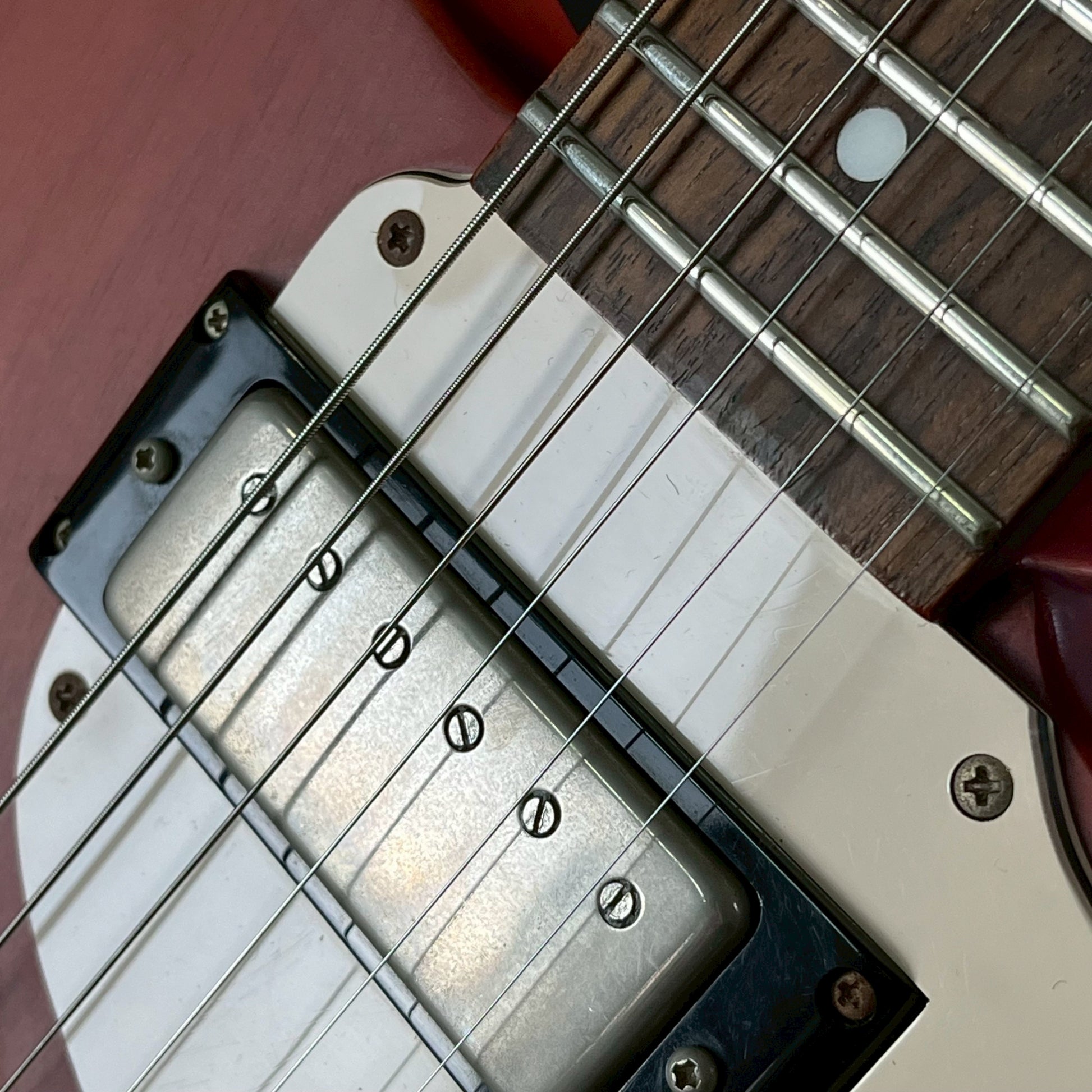 Epiphone '66 Wilshire Reissue Tremotone Cherry