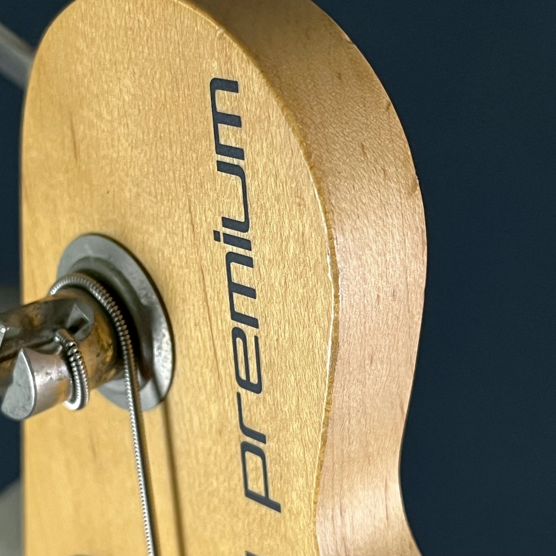 G&L Japan Premium L2500