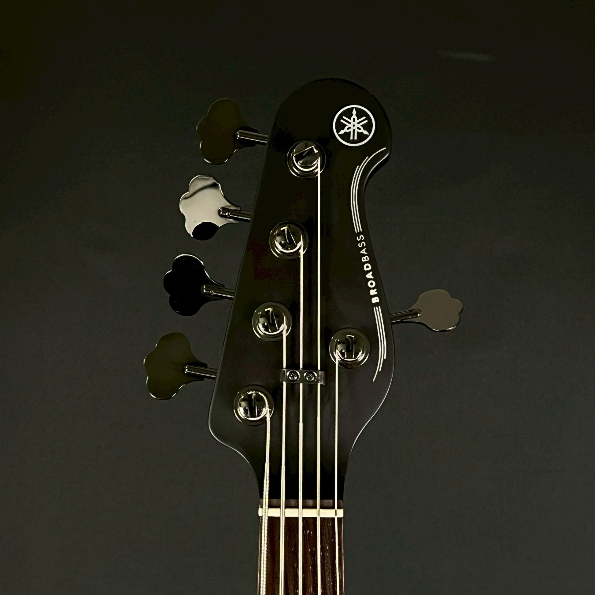 YAMAHA BB735A