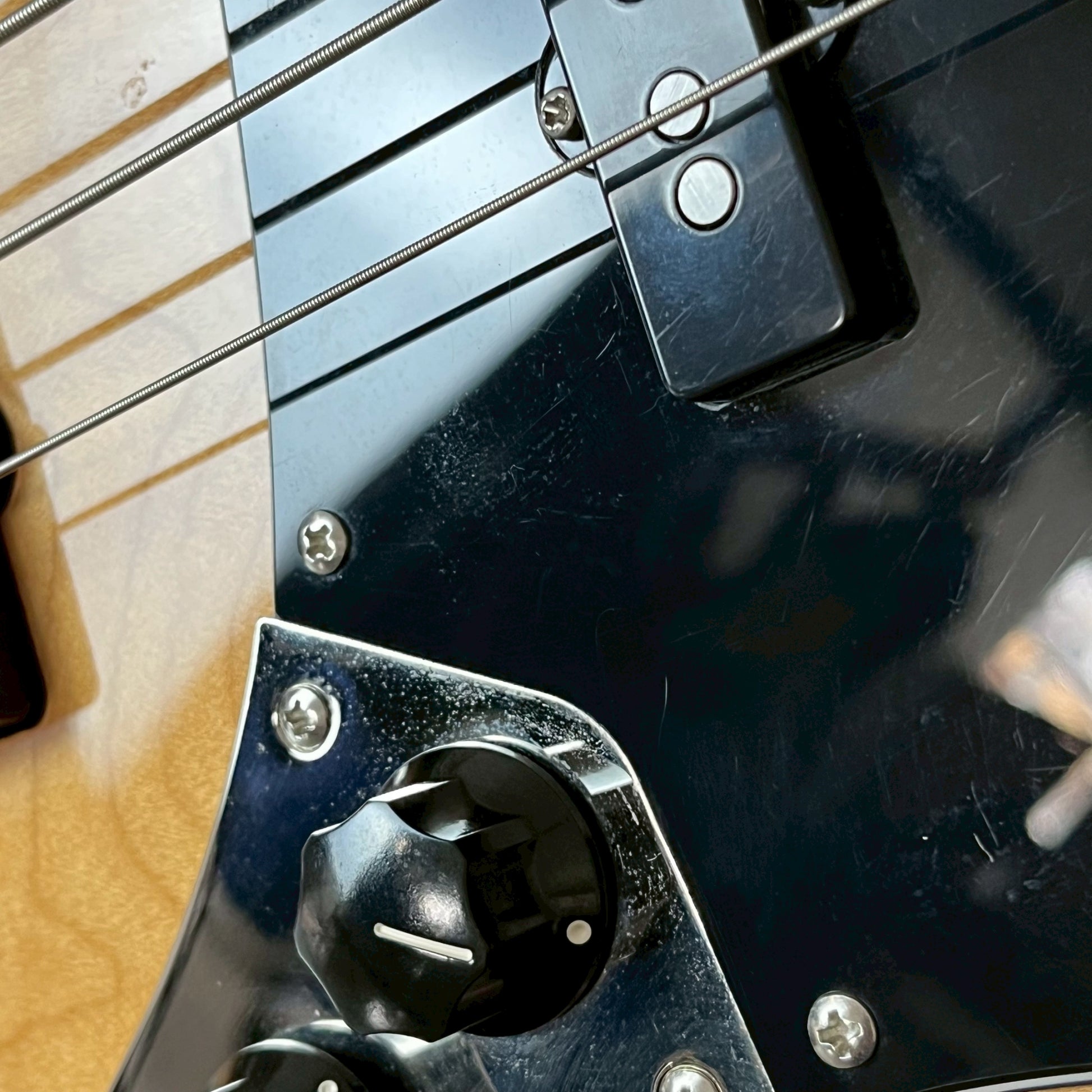 Squier Classic Vibe 70s Jazz Bass