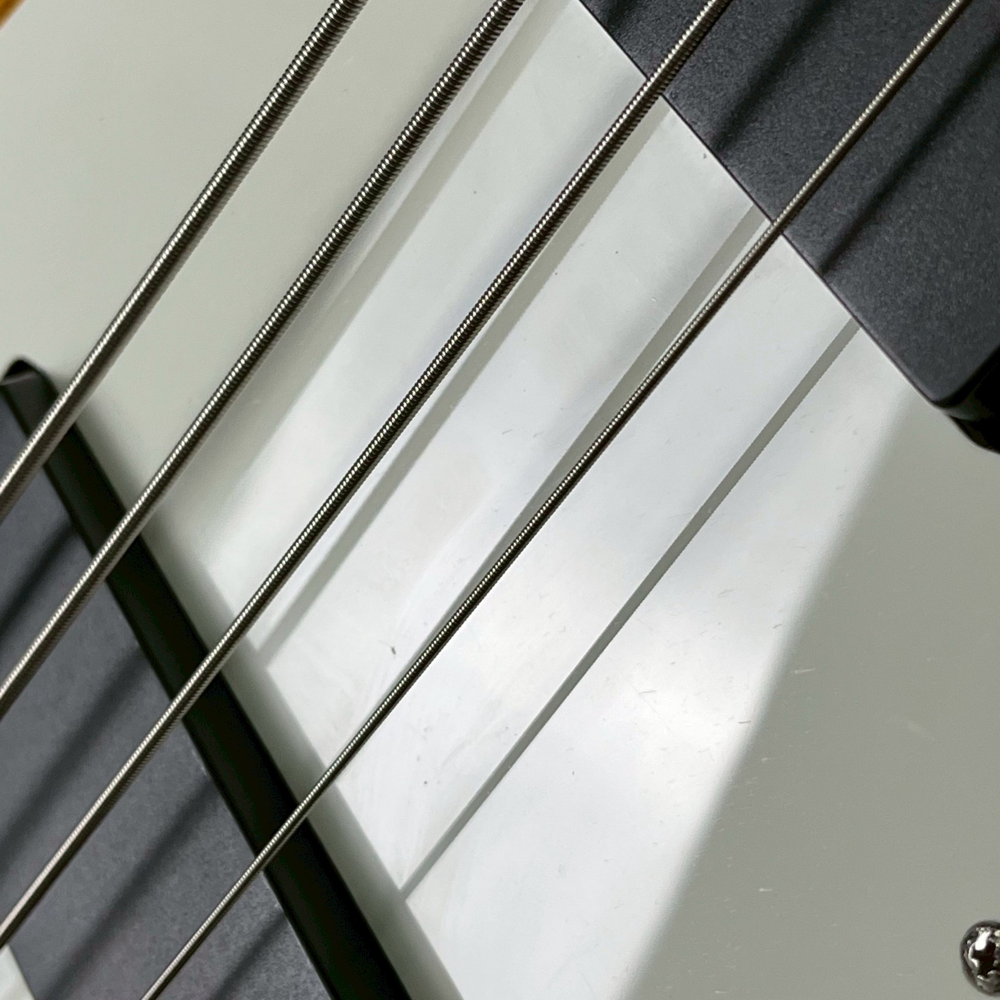 Epiphone Korina Flying V Bass 2000