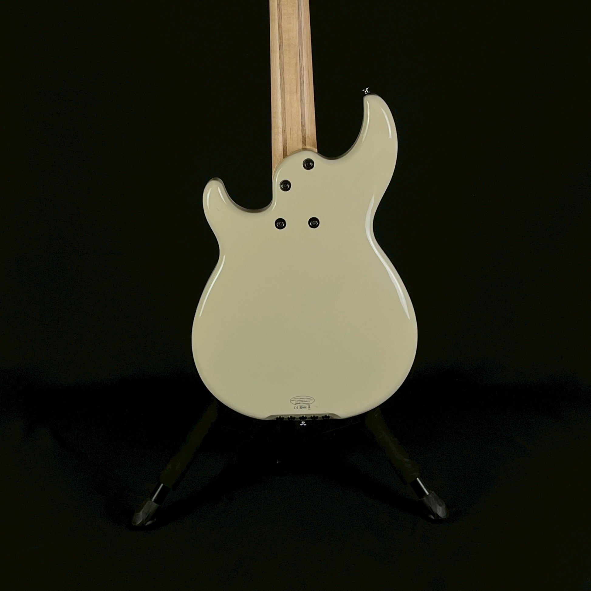 YAMAHA BB425X Bass