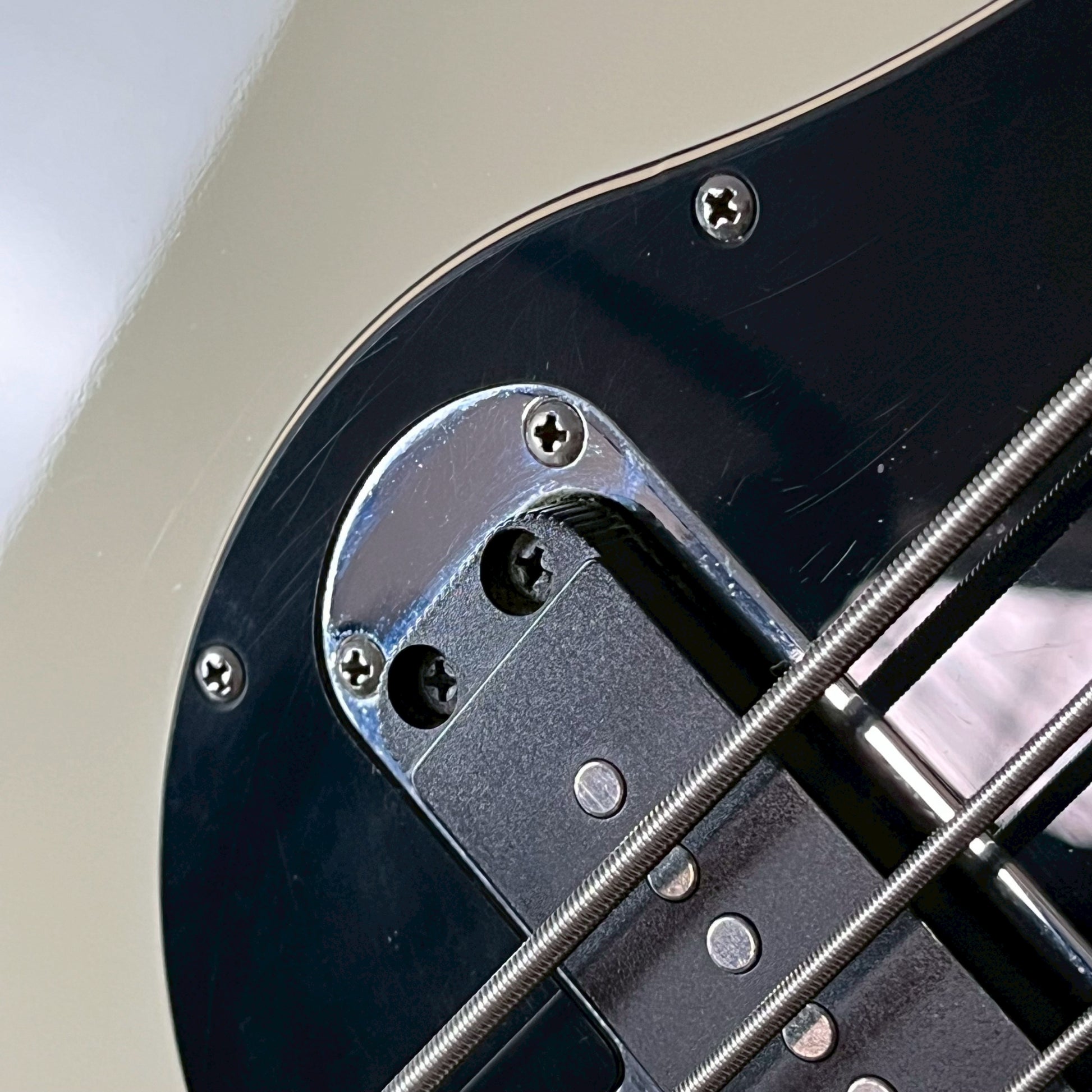 YAMAHA BB425X Bass
