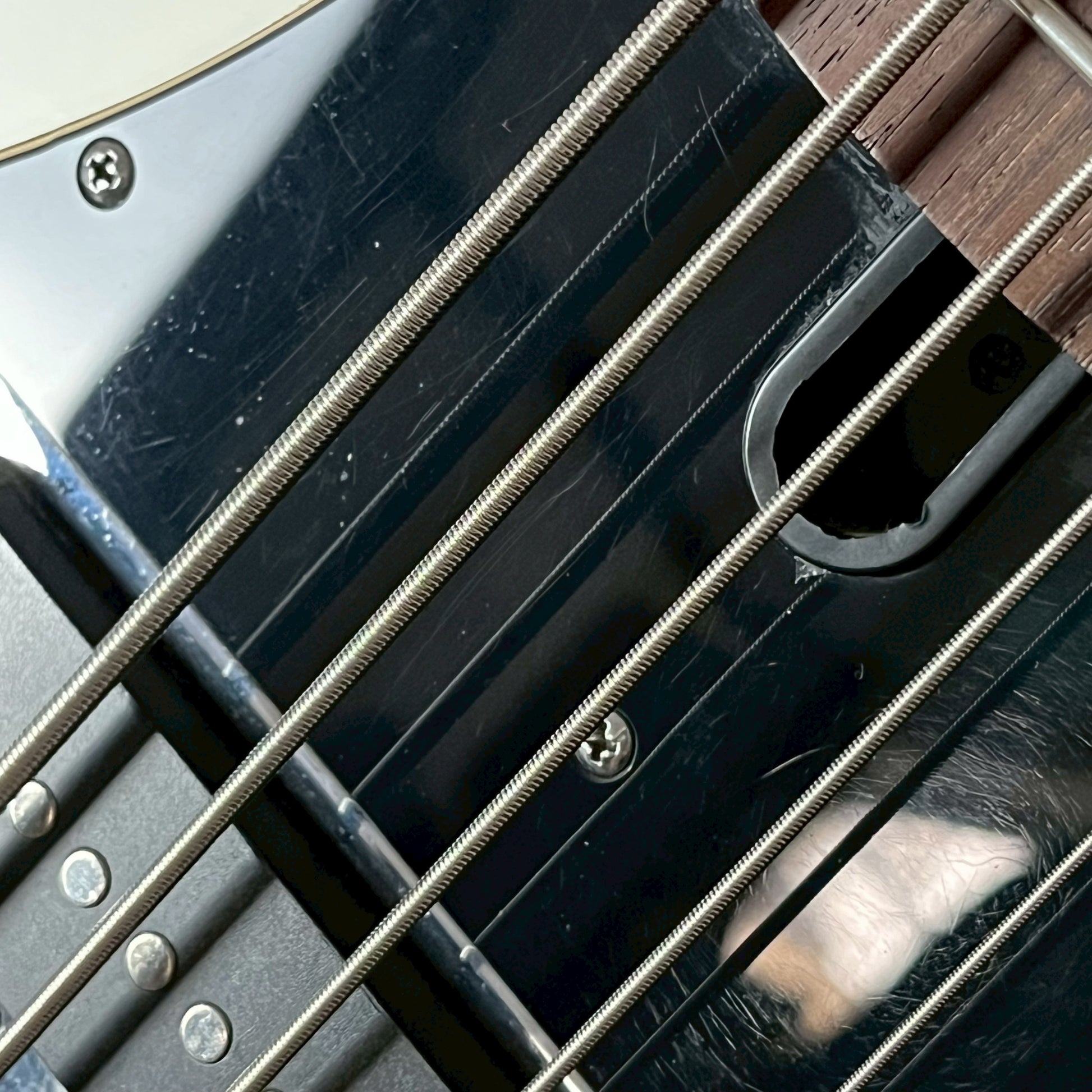 YAMAHA BB425X Bass