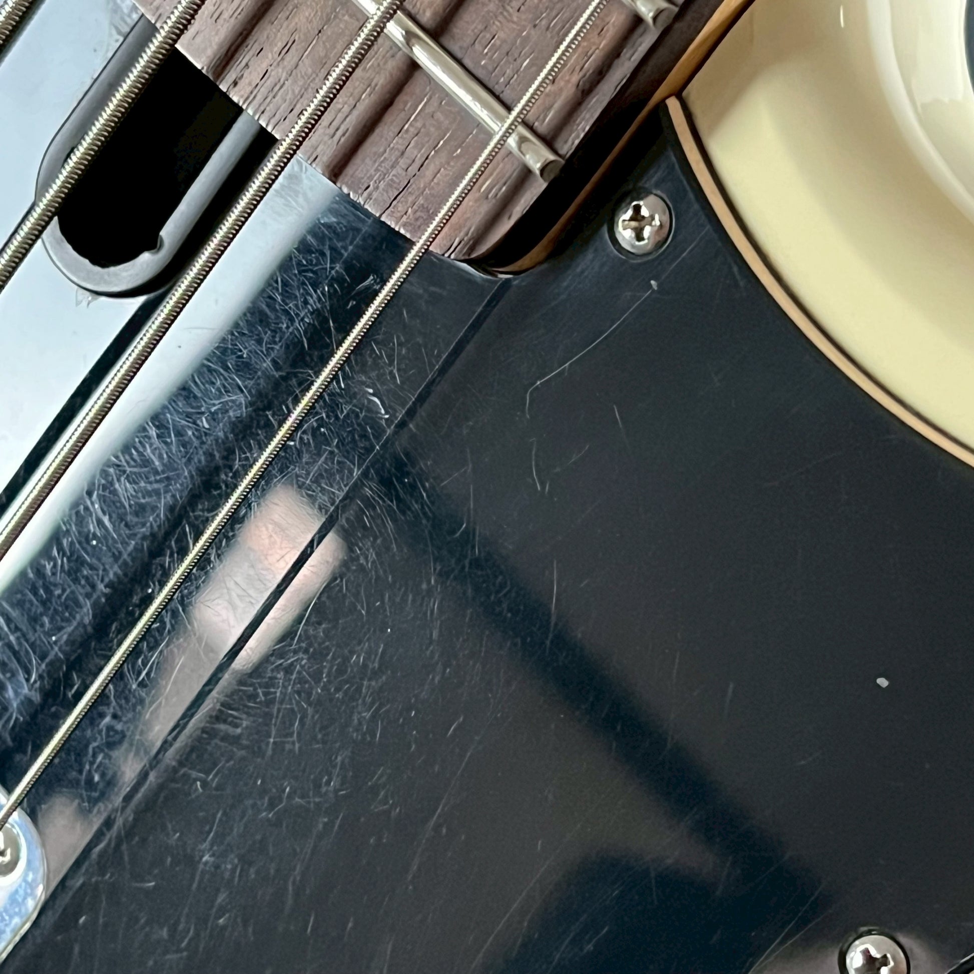 YAMAHA BB425X Bass