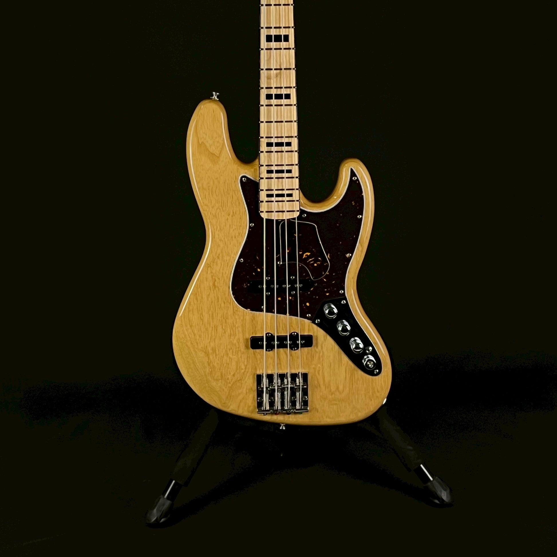 Fender Mexico Deluxe Active Jazz Bass
