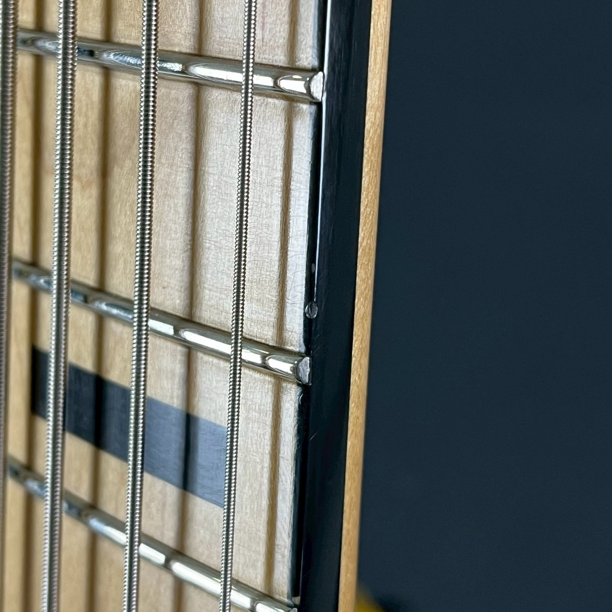 Fender Mexico Deluxe Active Jazz Bass