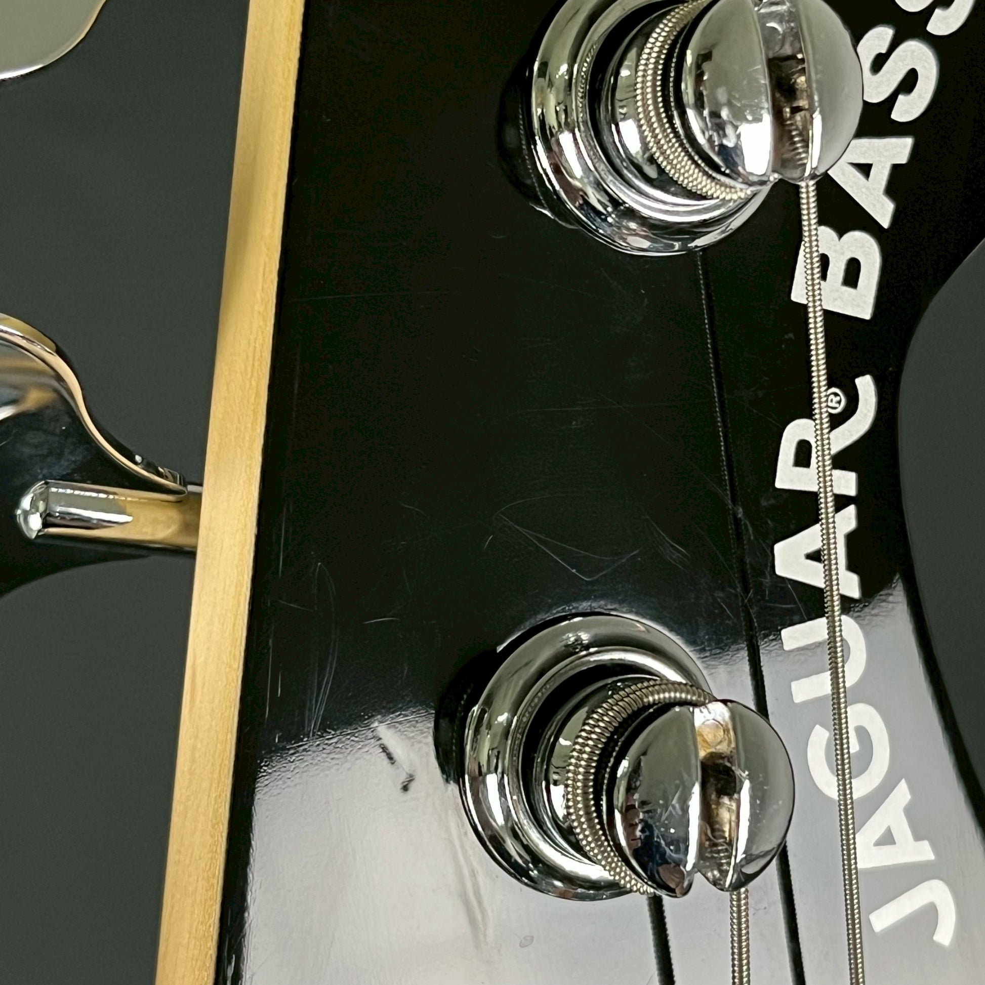 Squier Vintage Modified 70s Jaguar Bass