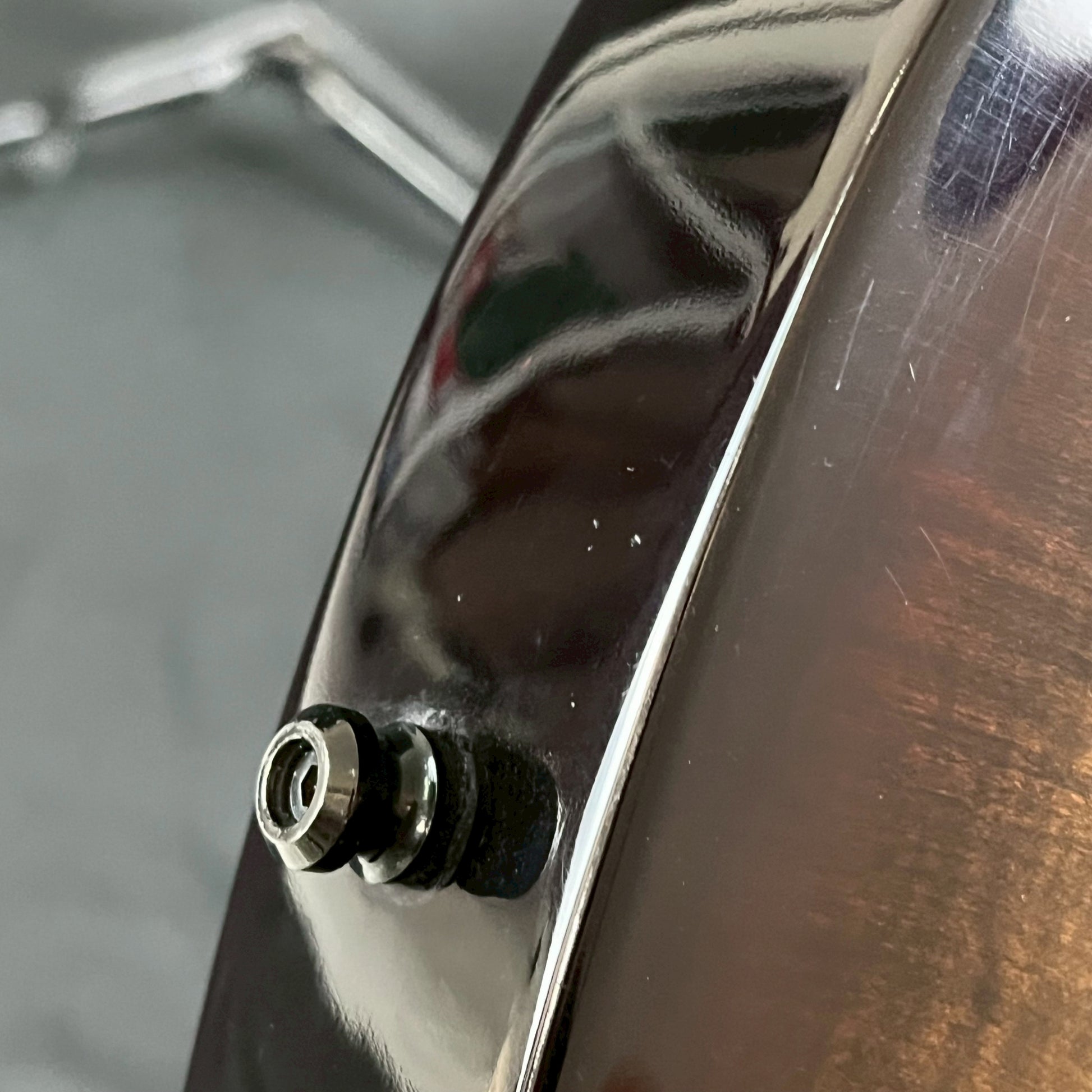 Gibson Les Paul Studio 2018 **คอร้าว**