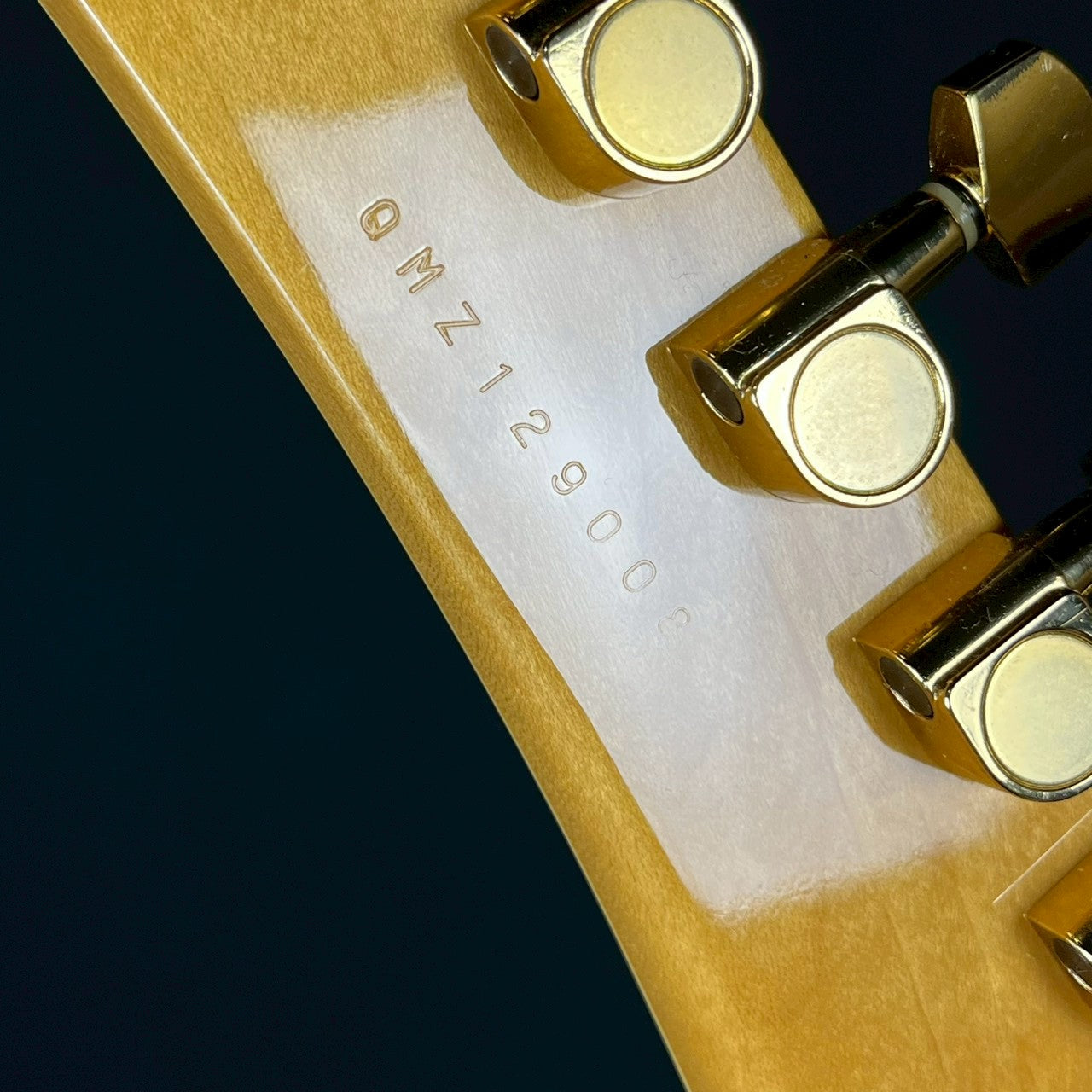 YAMAHA SGV700 Sunburst