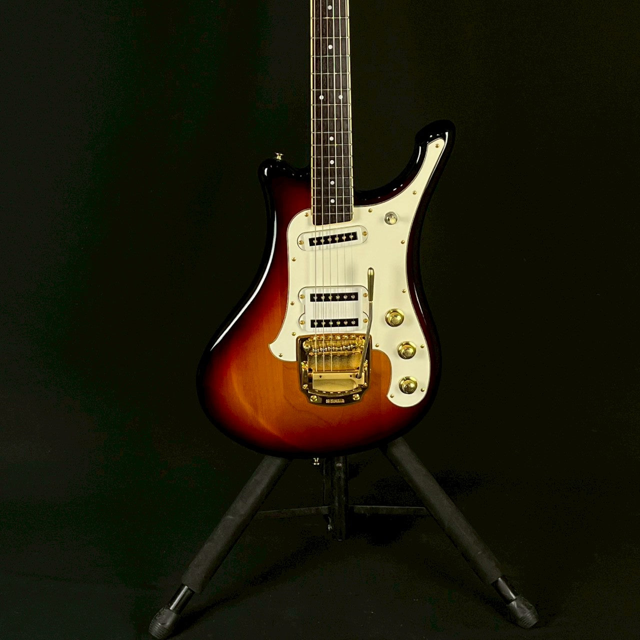 YAMAHA SGV700 Sunburst