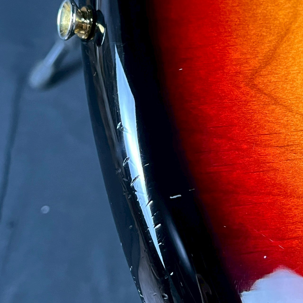 YAMAHA SGV700 Sunburst