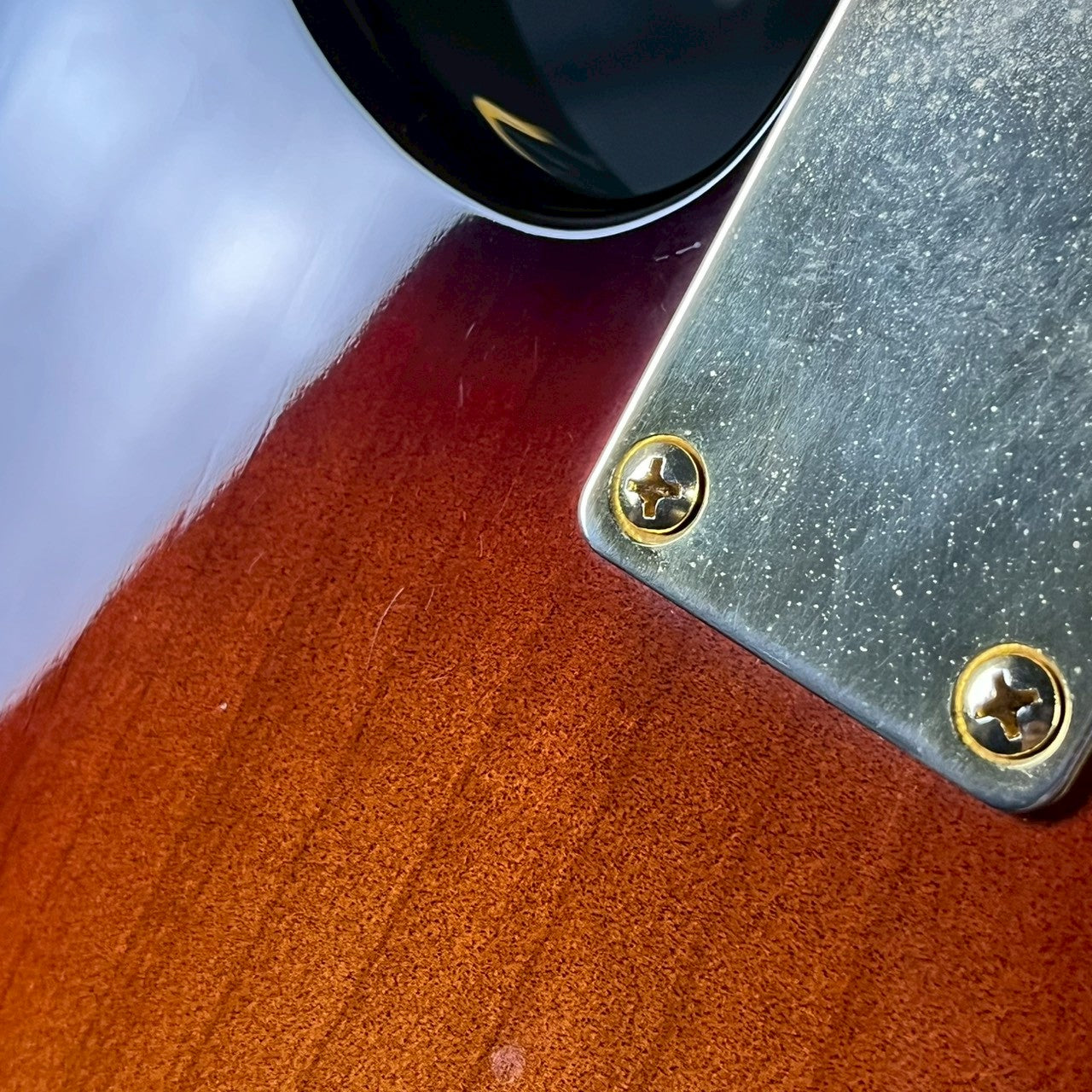 YAMAHA SGV700 Sunburst