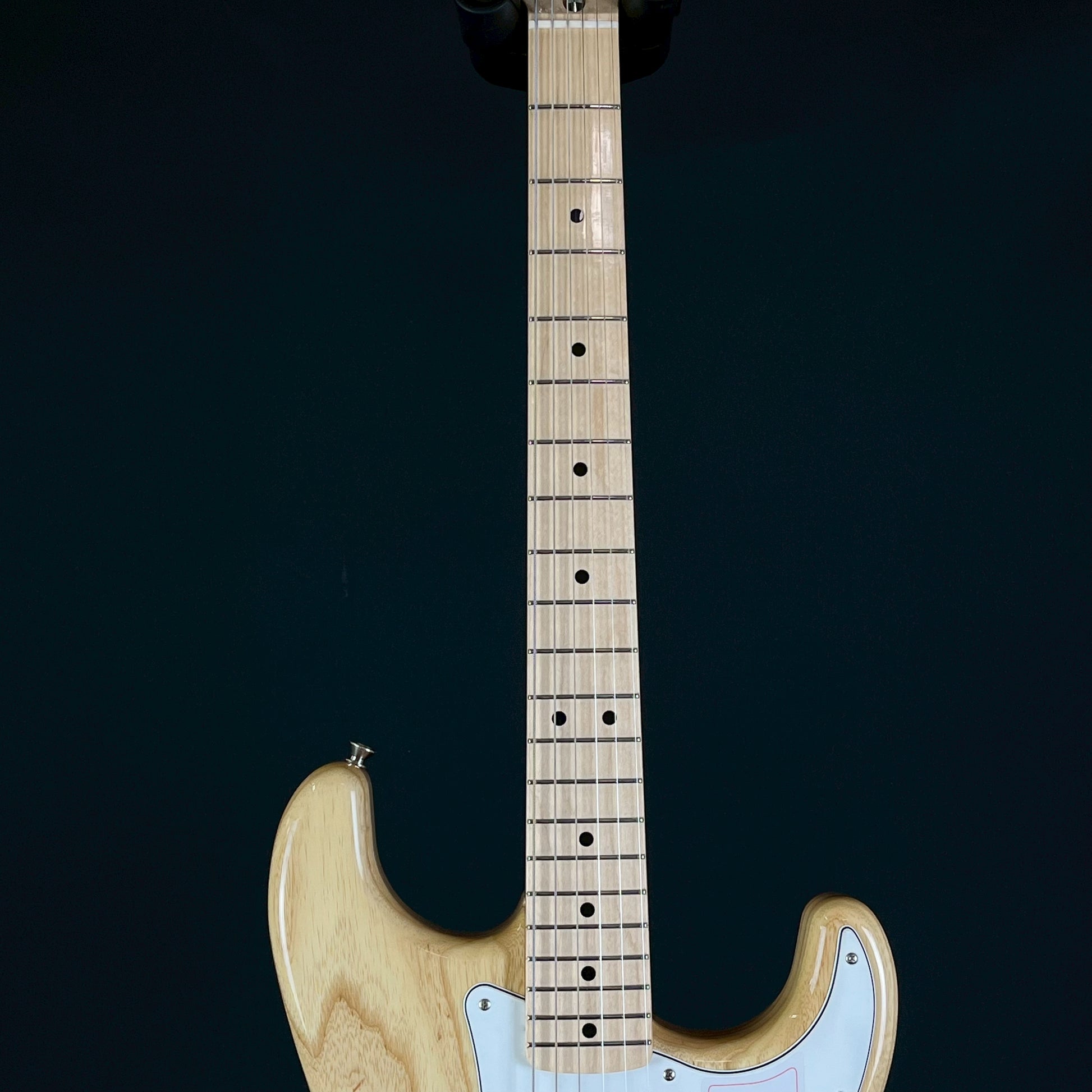 Fender Japan Traditional ll 70s Stratocaster 2023