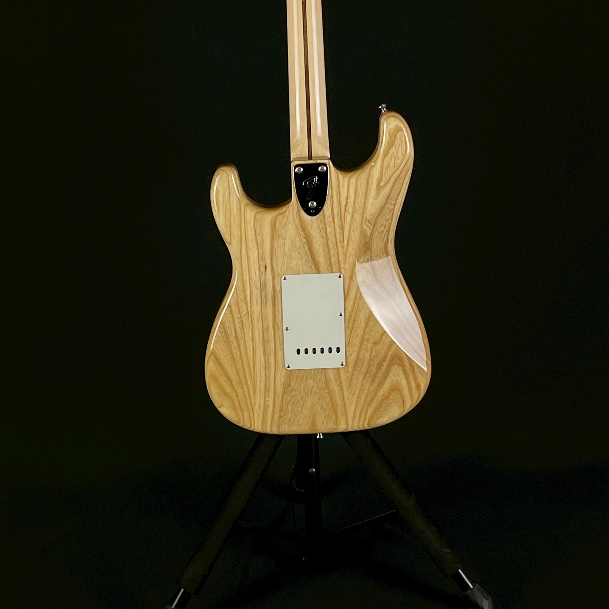Fender Japan Traditional ll 70s Stratocaster 2023