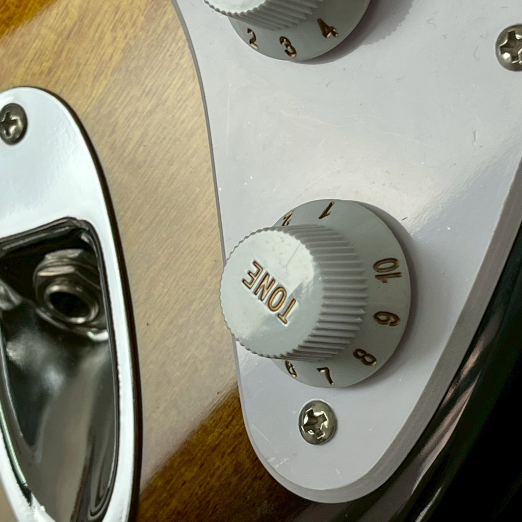 Squier Sonic Stratocaster 2TS 2025