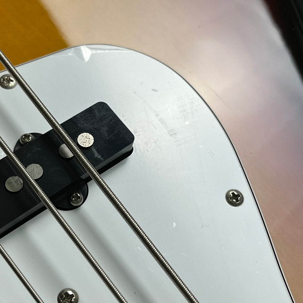 FGN Japan J-Standard Jazz Bass