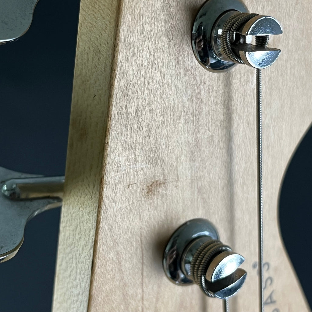 Squier Affinity Precision Bass