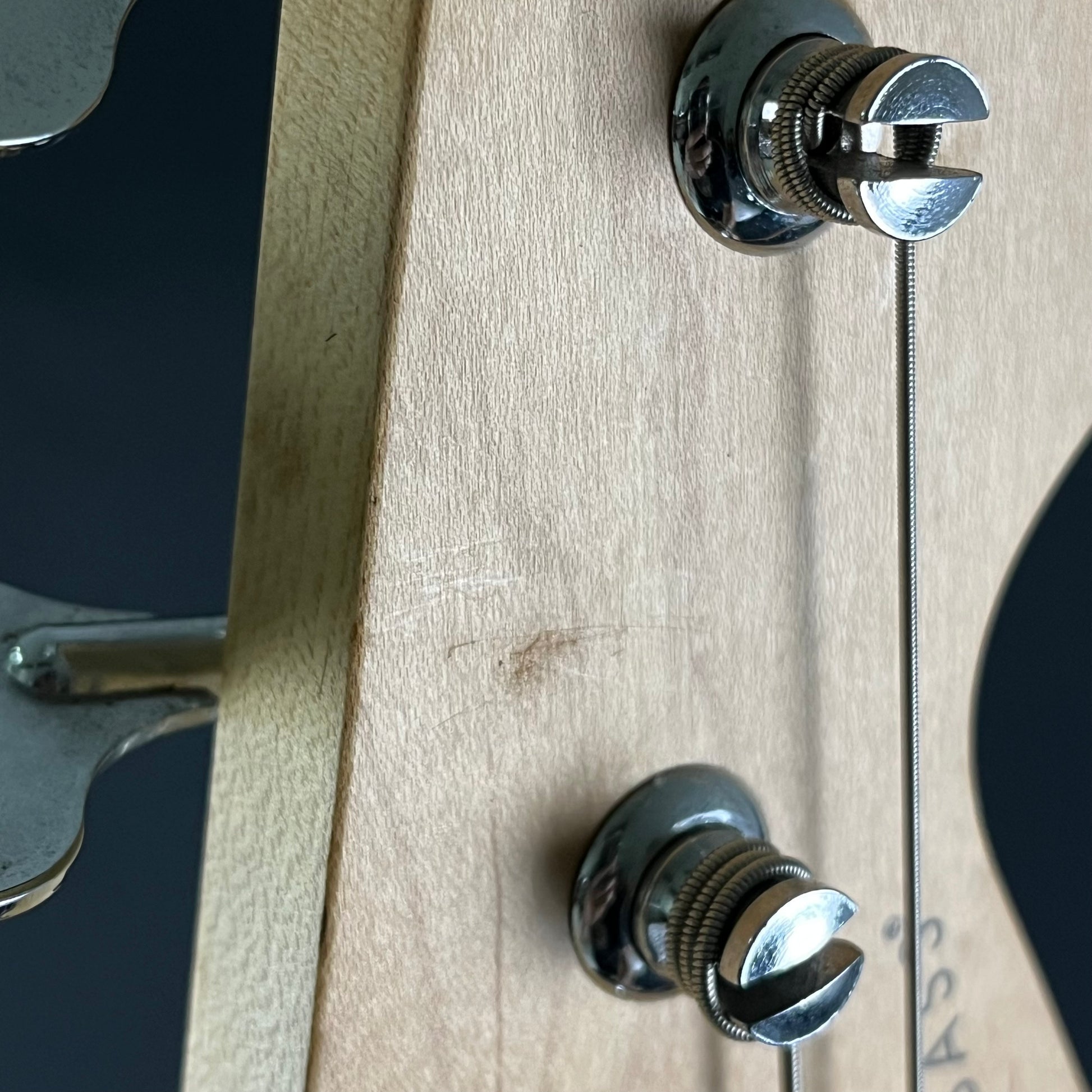 Squier Affinity Precision Bass