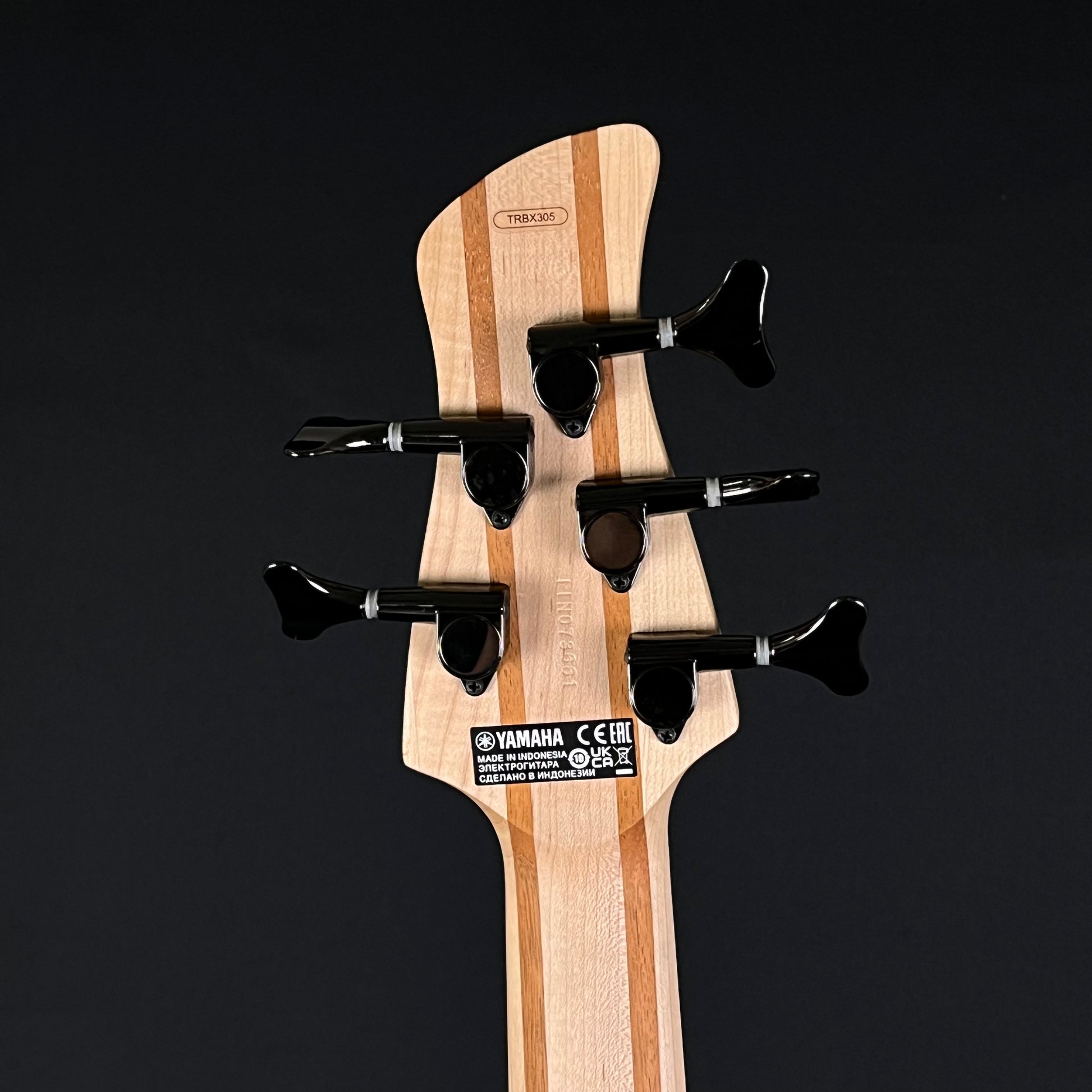 YAMAHA TRBX305 Bass