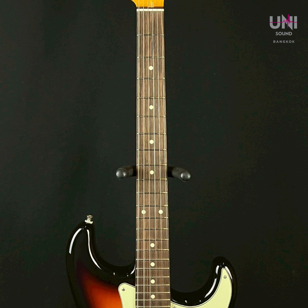 HISTORY Japan CV Series Stratocaster - UN-34-4304