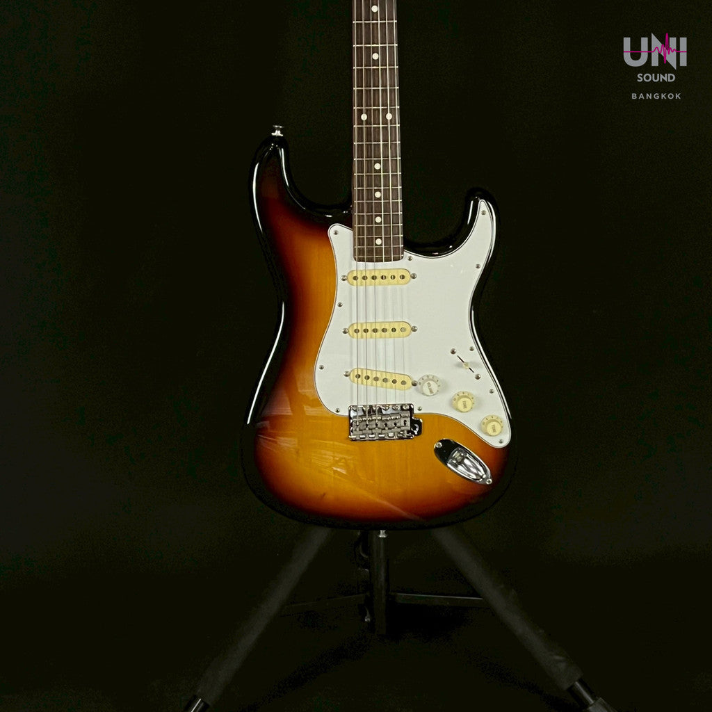 FGN Japan J-Standard Stratocaster - UN-33-3751