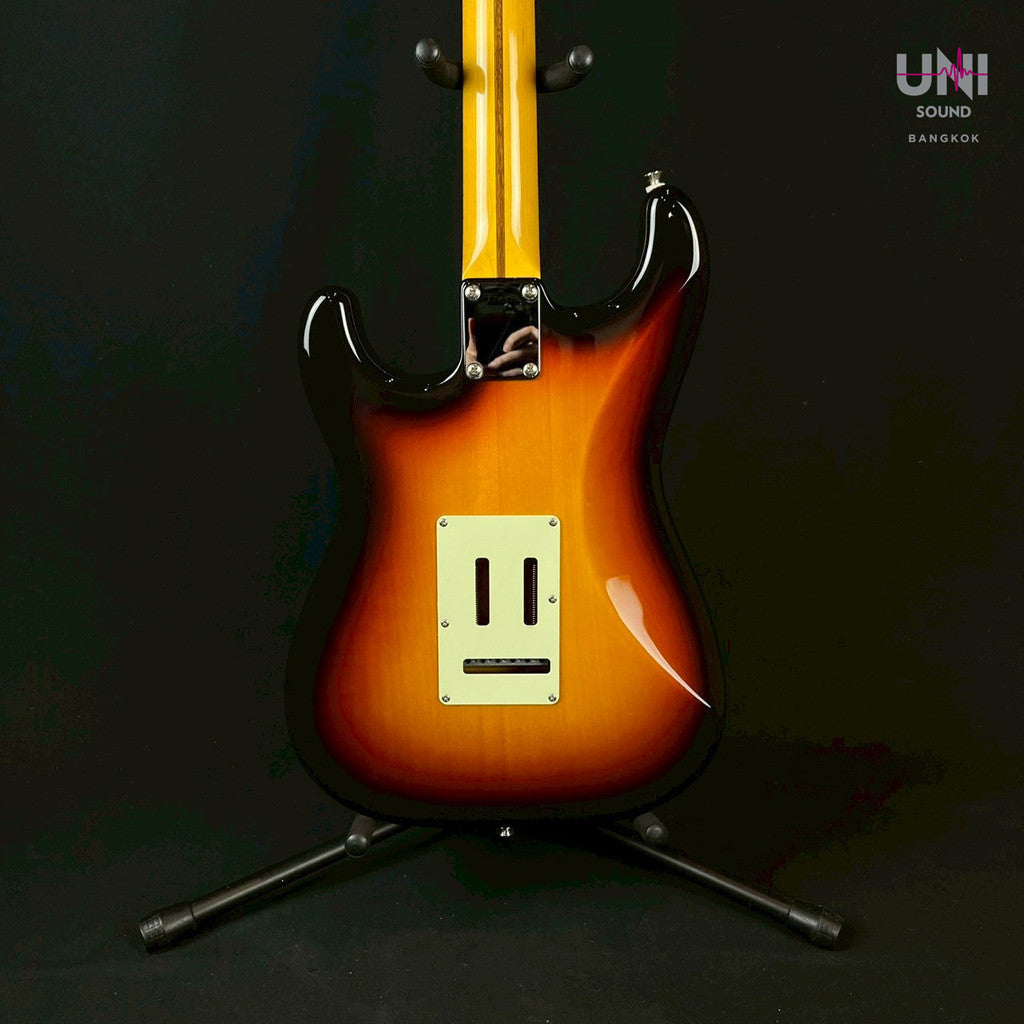 HISTORY Japan CV Series Stratocaster - UN-34-4304