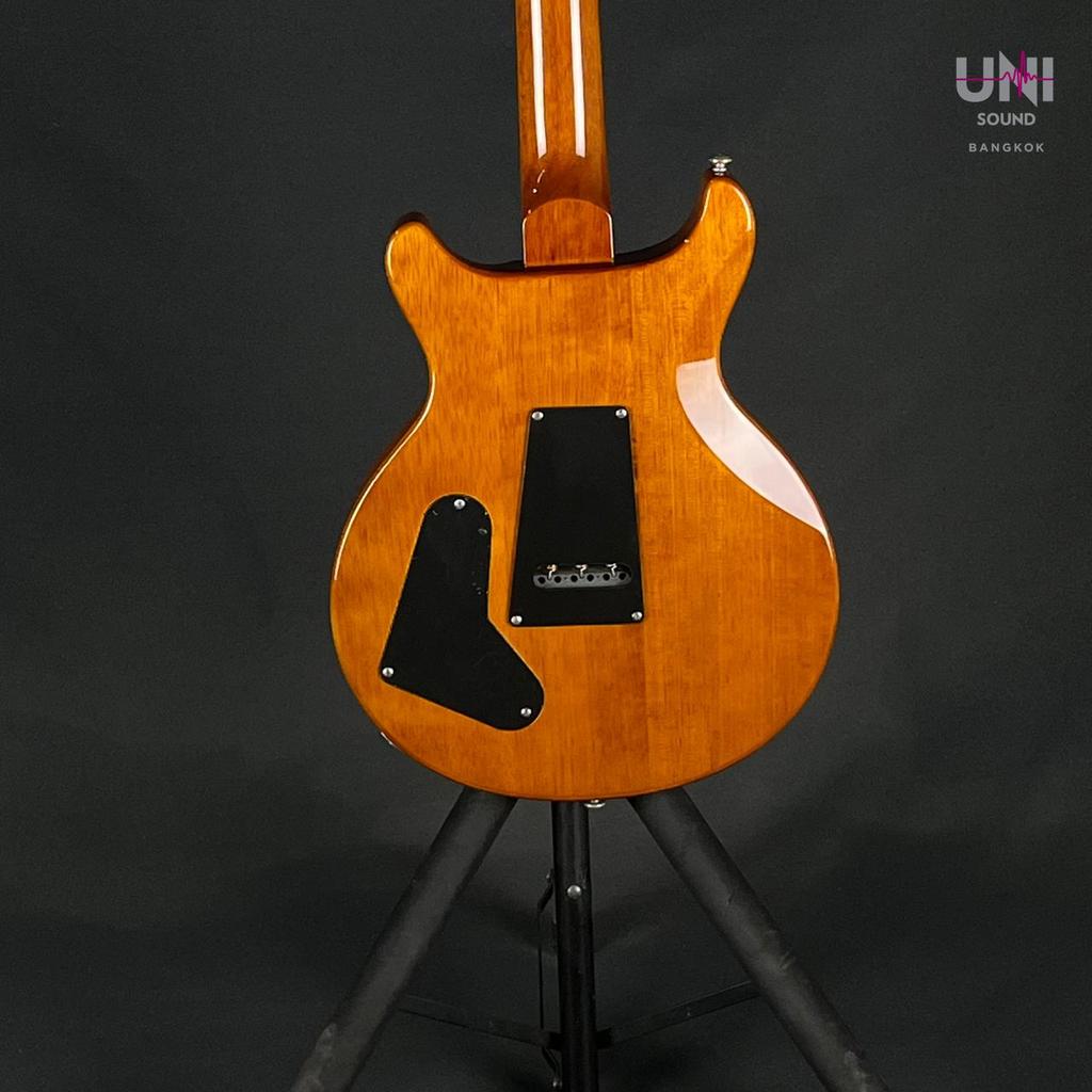 PRS SE Santana 2016 - UN-37-5495