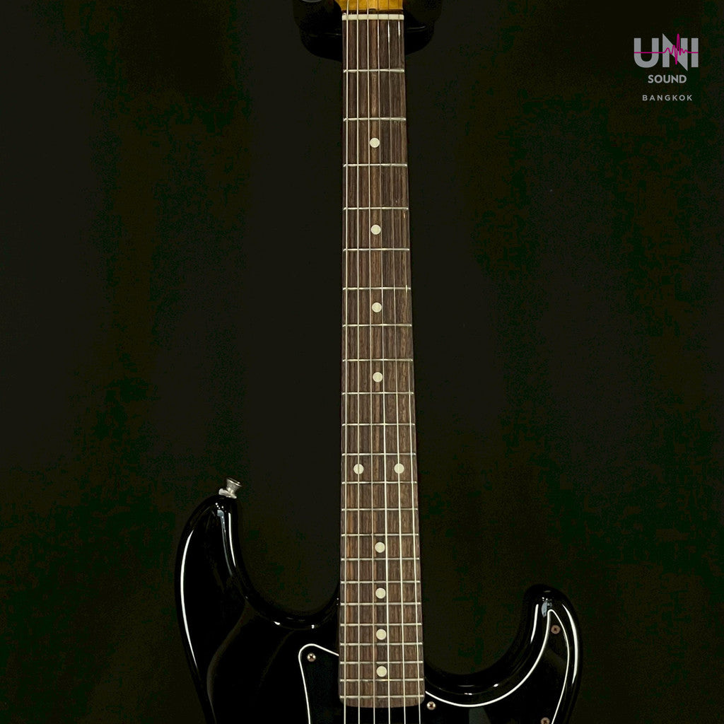 HISTORY Japan CZ Series Stratocaster - UN-32-3346