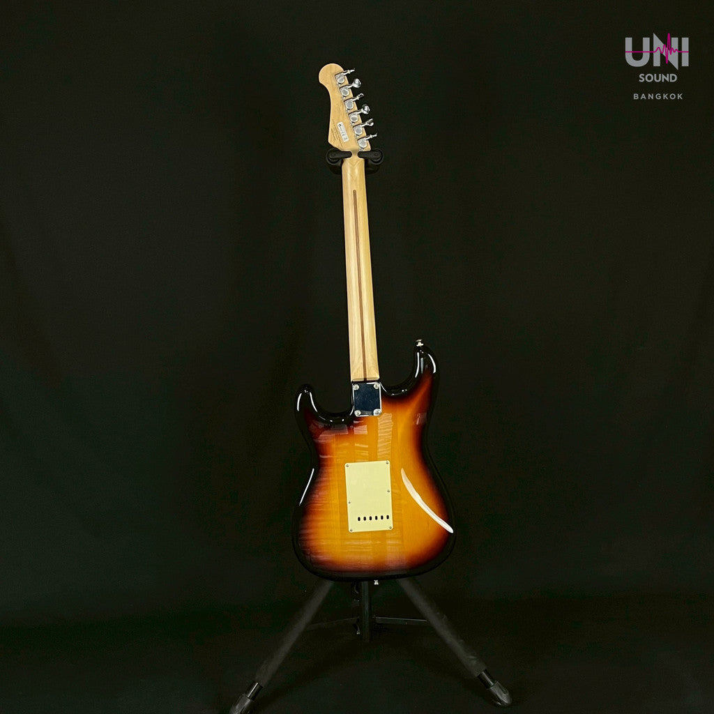 FGN Japan J-Standard Stratocaster - UN-33-3751