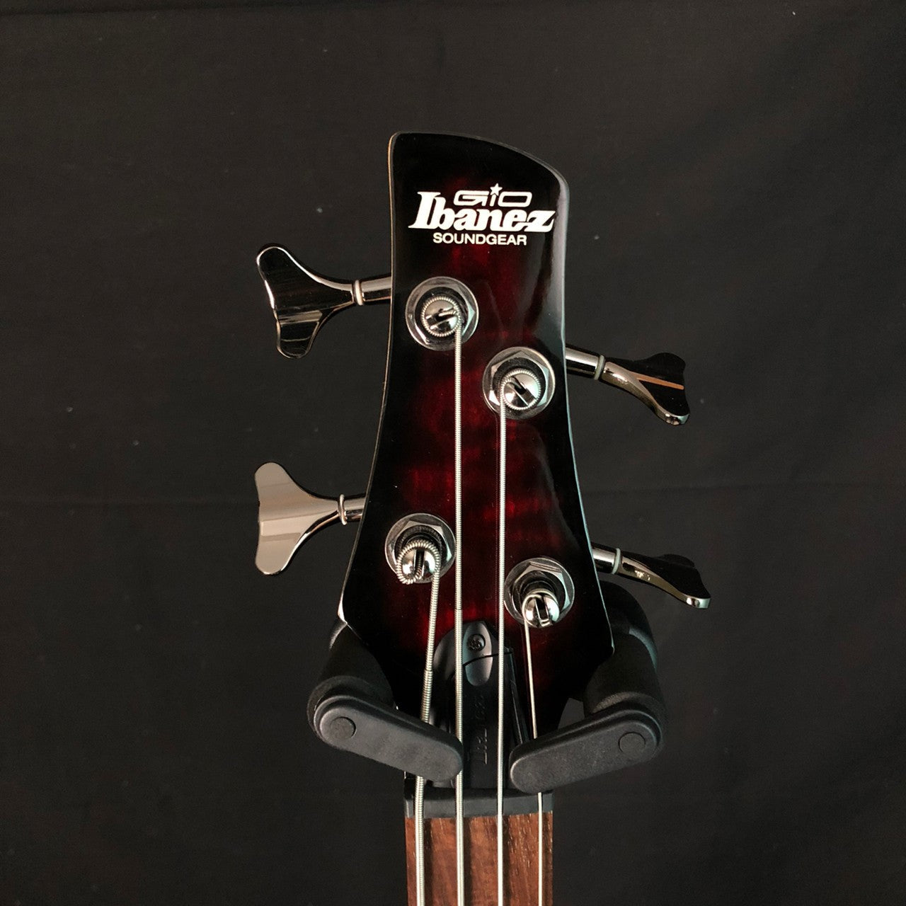 Ibanez GIO Soundgear Transparent Red Burst