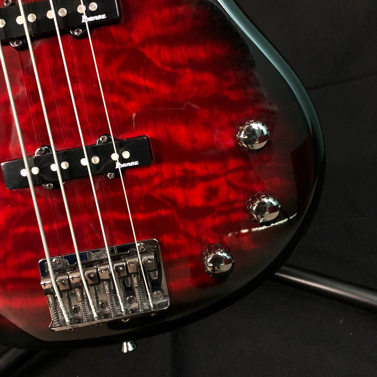 Ibanez GIO Soundgear Transparent Red Burst