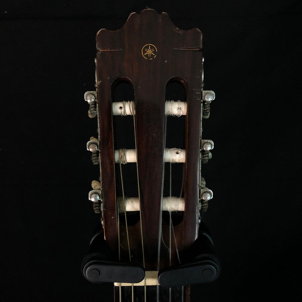 ヤマハ C180
