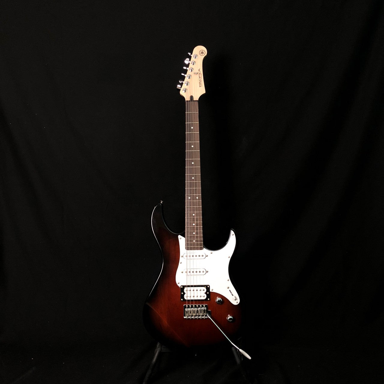 YAMAHA Pacifica 112V Old Violin Sunburst
