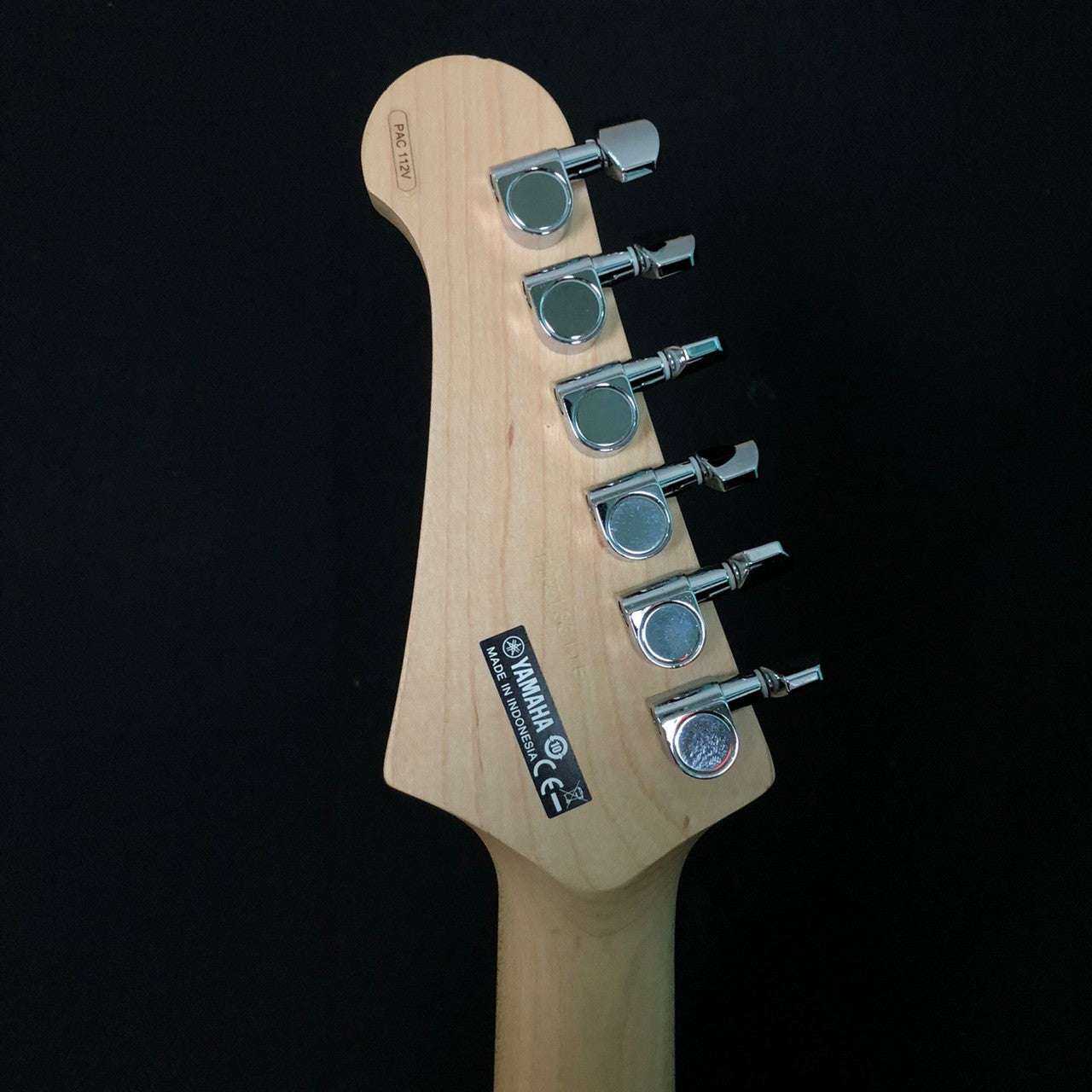ヤマハ パシフィカ 112V ラズベリーレッド