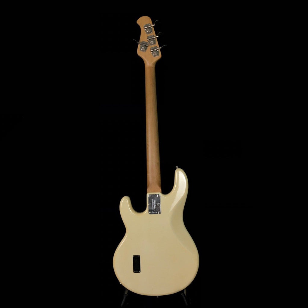 ERNiE BALL MUSICMAN StingRay 4