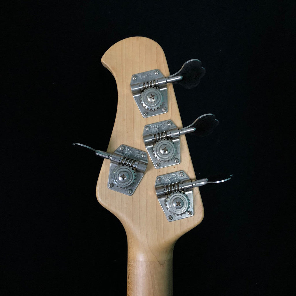 ERNiE BALL MUSICMAN StingRay 4