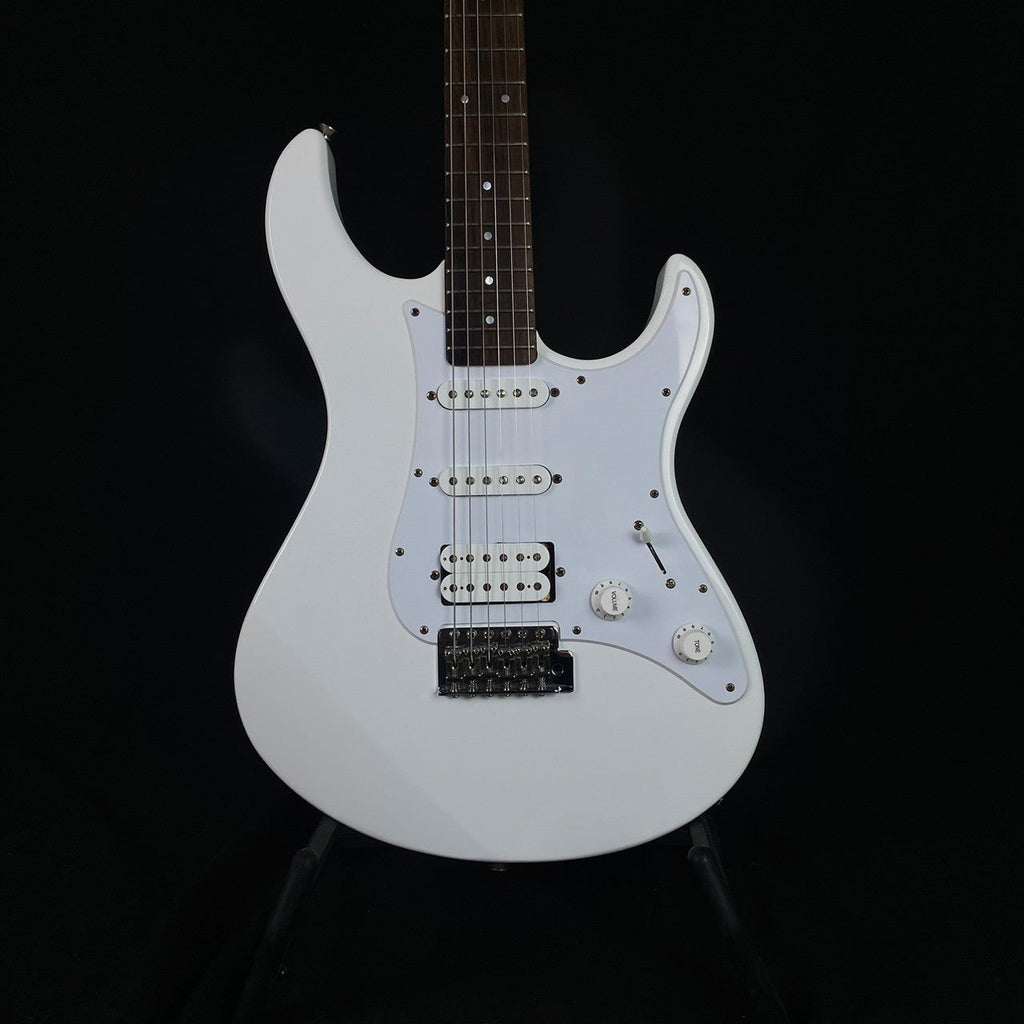 YAMAHA PAC-012 Classic White