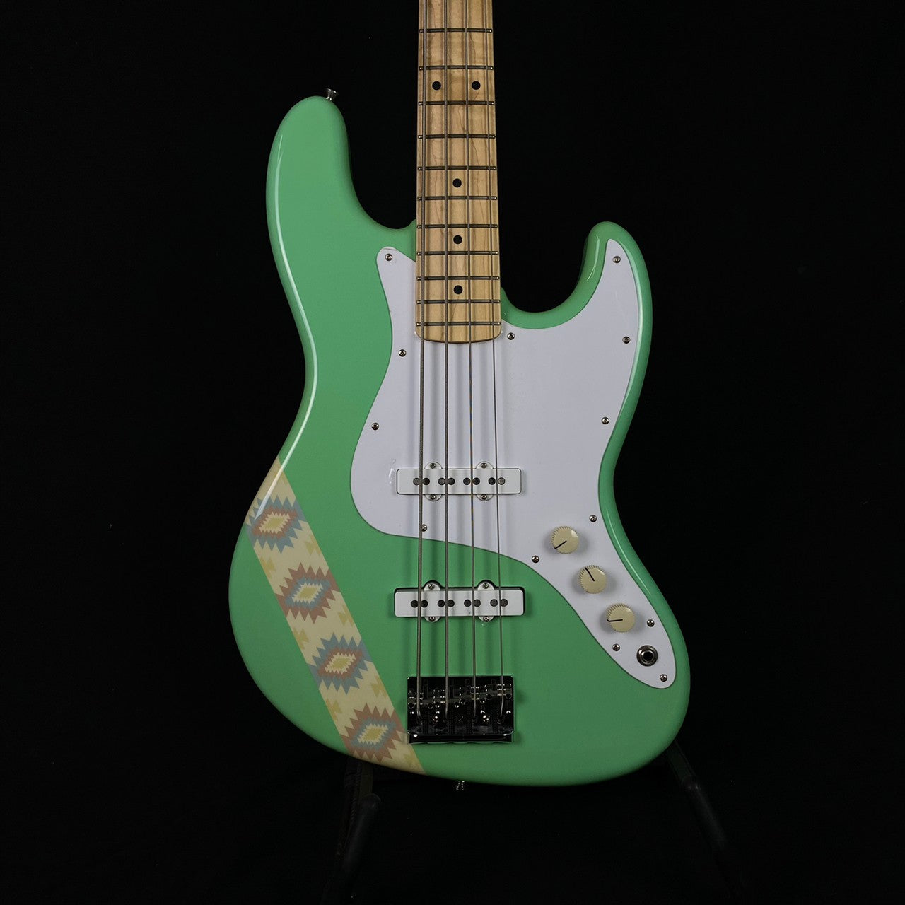 Fender SILENT SIREN Jazz Bass